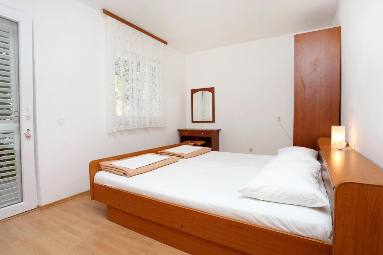 Apartments By The Sea Pisak, Omis - 1014 Buitenkant foto