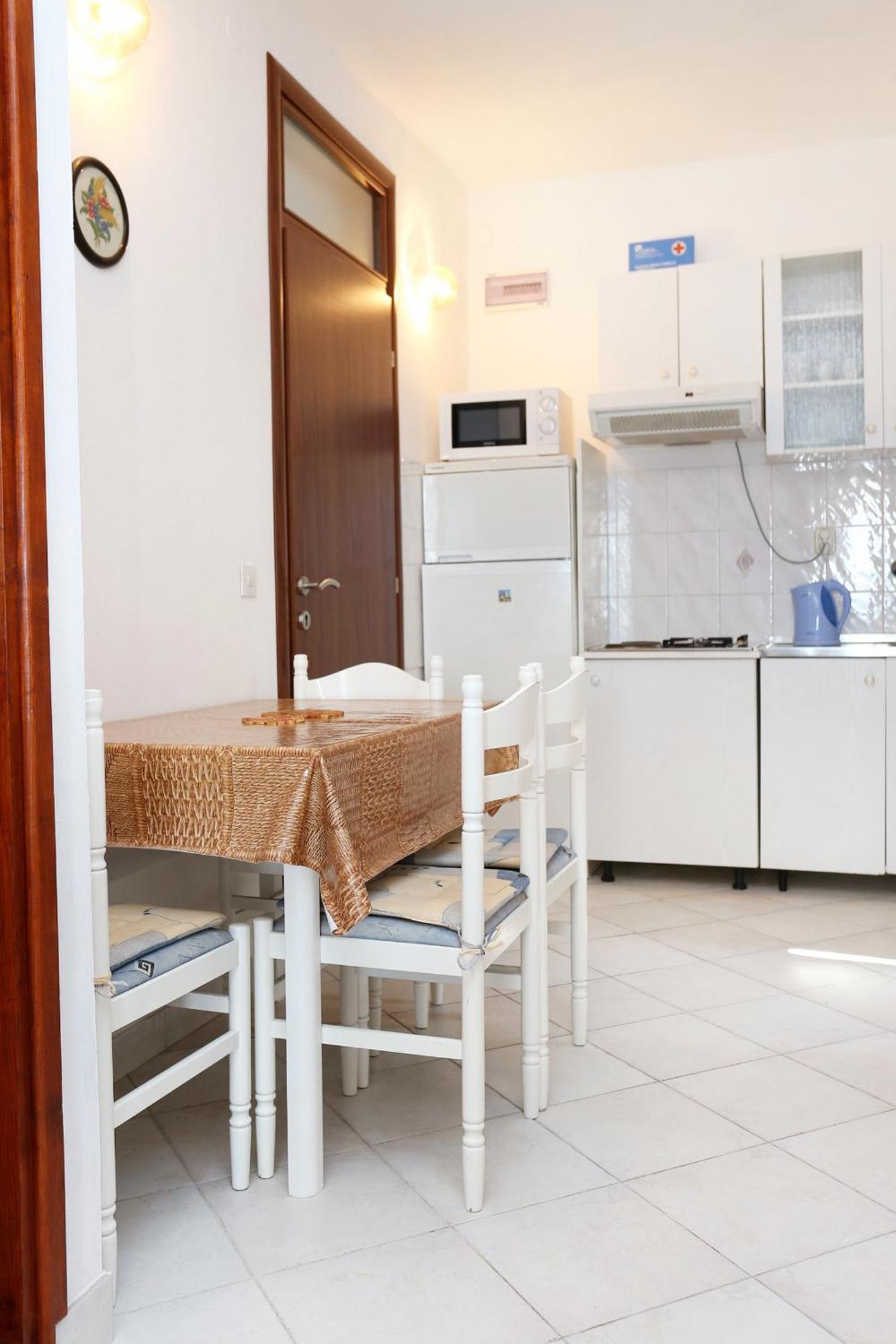 Apartments By The Sea Pisak, Omis - 1014 Kamer foto