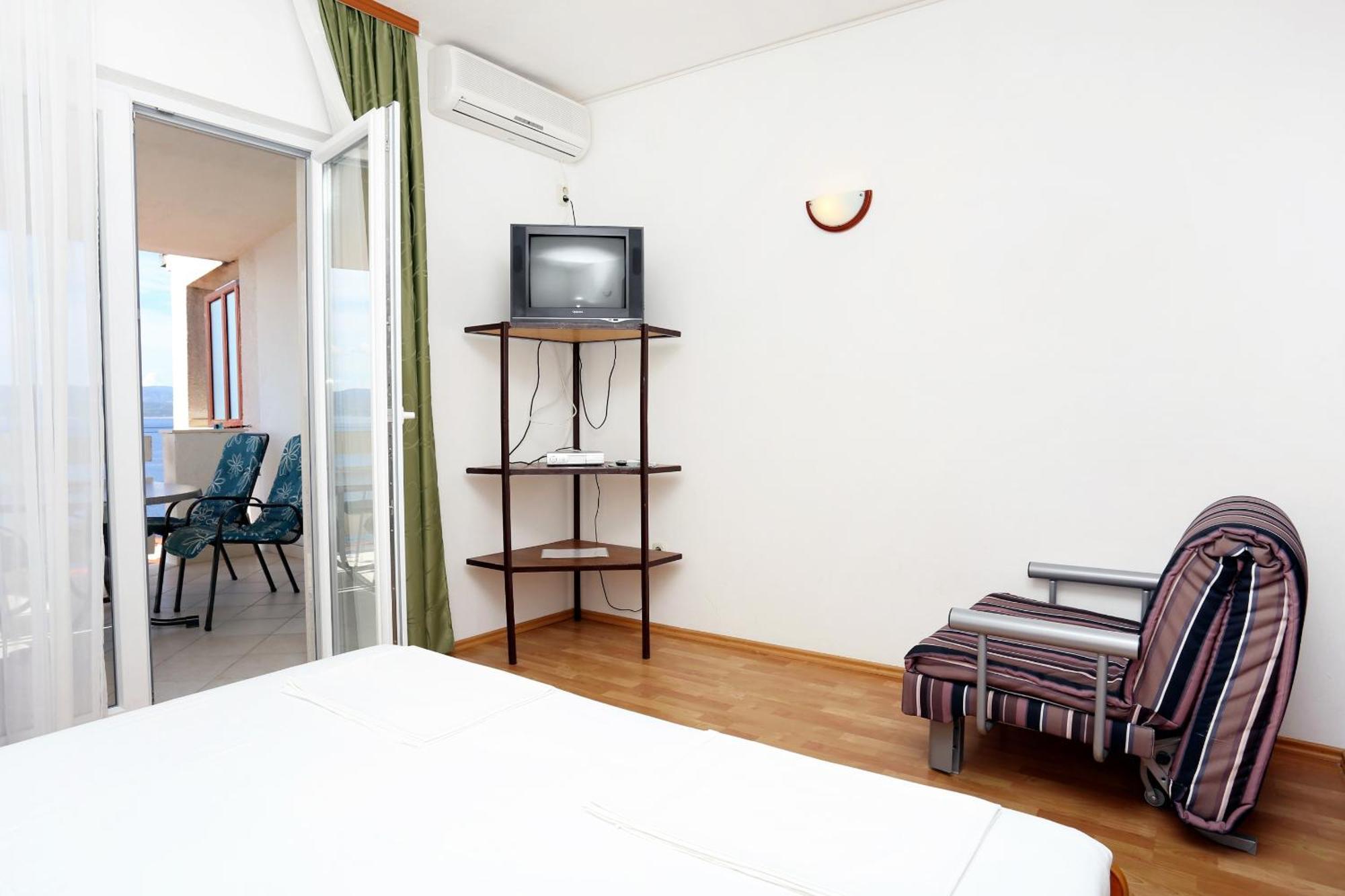 Apartments By The Sea Pisak, Omis - 1014 Kamer foto